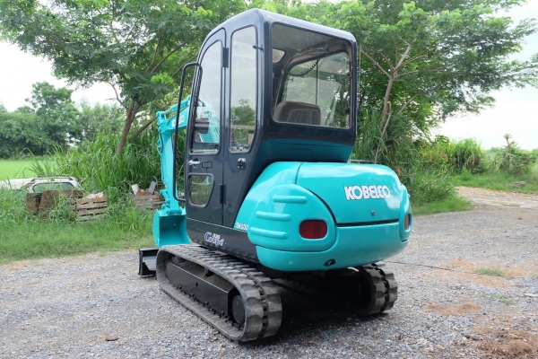 รถขุด kobelco sk030 มีเก๋งรุ่นยอดนิยมเก่าญี่ปุ่น 2,900 ชั่วโมง โทร 086-1602189
