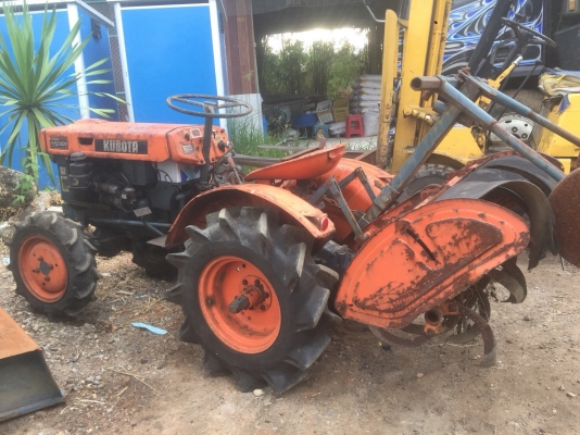 ขายรถไถเก่นนอก