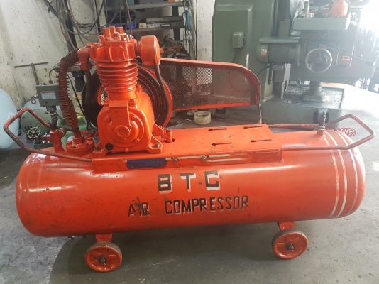 **ขายถูกๆ ปั้มลมมือสอง(เก่านอก-ญี่ปุ่น)** Iwata 3แรง ถัง160ลิตร เอาไปใส่มอเตอร์ หรือ เครื่องยนต์ได้ครับ