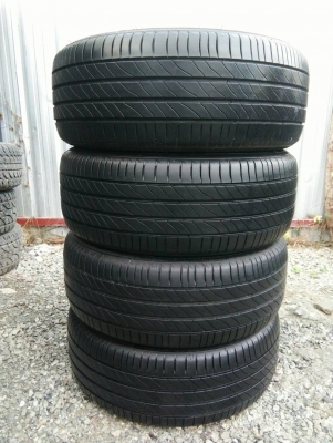 ขายยาง 205/55R16 มิชลิน ปี17 ดอกยางหนานิ่มเต็มเท่ากันไม่ร้าวไม่กินข้างไม่ปะ ชุดละ 3800 บาท พร้อมใส่ 
