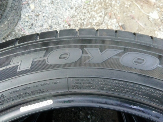 ขายยาง 225/55R19 TOYO ปี17 ดแกยางเต็มนิ่มสวยเท่ากันไม่ร้าวไม่กินข้างใช้งานมาน้อย ชุดละ 6500 บาท พร้อ