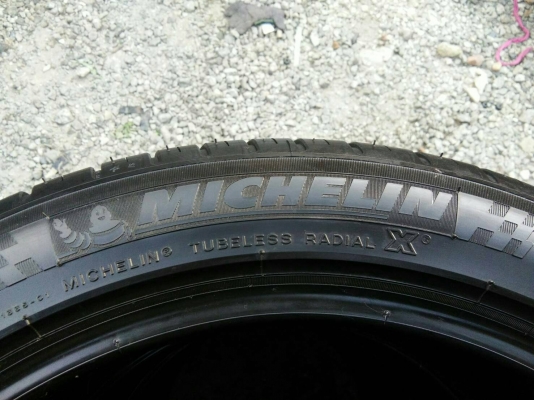 ขายยาง 235/45R18 มิชลิน ไพลอต สปอร์ต3 ปี17 ดอกยางสวยสดนิ่มเท่ากันไม่ร้าวไม่ปะไม่กินข้าง ชุดละ 6500 บ