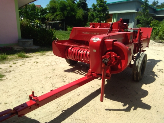 เครื่องอัดฟางแมสซี่20