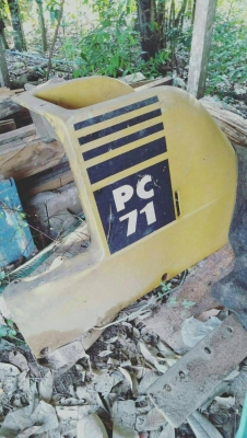 ขายรถแบคโฮ KOMATSU PC70-7 เอกสารอินวอย เครื่องพังน้ำมันเครื่องแห้ง ราคา 225000