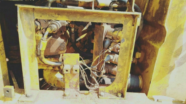 ขายรถแบคโฮ KOMATSU PC70-7 เอกสารอินวอย เครื่องพังน้ำมันเครื่องแห้ง ราคา 225000