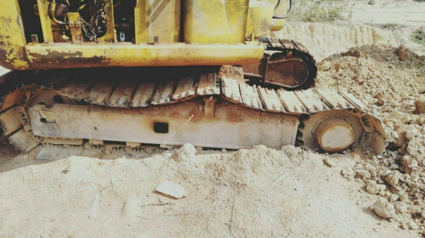 ขายรถแบคโฮ KOMATSU PC70-7 เอกสารอินวอย เครื่องพังน้ำมันเครื่องแห้ง ราคา 225000