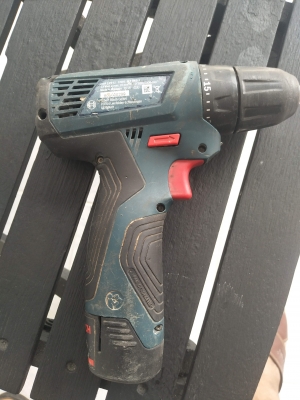 สว่านไร้สาย Bosch GSB 120-LI (แบตให้ 3ก้อน) สว่านไร้สาย Bosch GSB 120-LI (แบตให้ 3ก้อน)