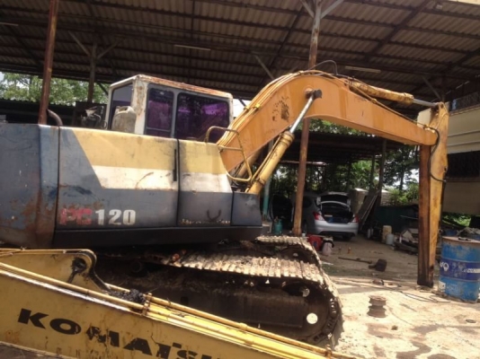 KOMATSU PC 120-5