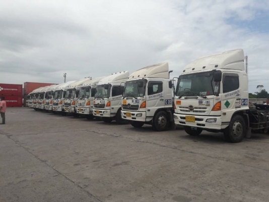ขายหัวลาก Hino meca260 ปี47 ยังมีอีก 8 คันครับ เชิญเพื่อนๆมาดู และ รองขับได้ครับ
