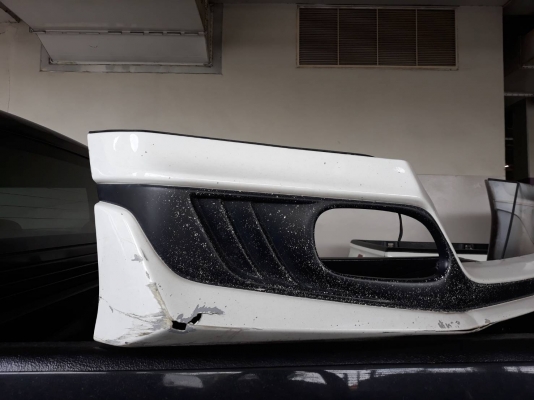 ขายกันชนหน้า jazz ตำหนิ มุมล่างสองข้าง ครับ ขายกันชนหน้า jazz ตำหนิ มุมล่างสองข้าง ครับ