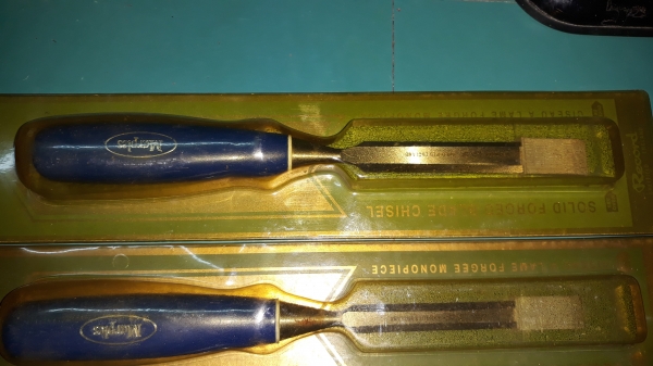 ขายสิ่วMAPLE MADE IN ENGLAND. เก่าเก็บ