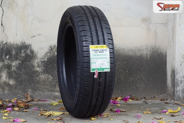 DUNLOP ENASAVE EC300+ 175/60R15 ราคาเส้นละ 1,250 บาท DUNLOP ENASAVE EC300+ 175/60R15 ราคาเส้นละ 1,250 บาท