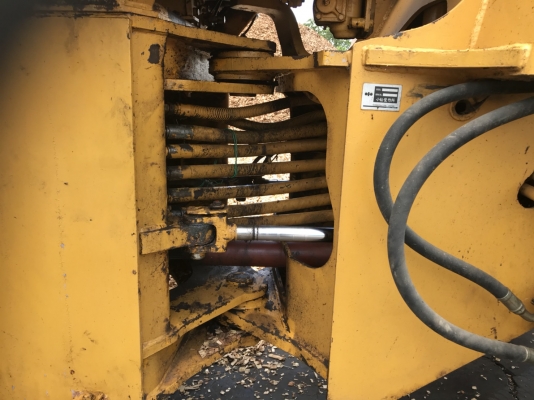 ขายรถตักล้อยาง