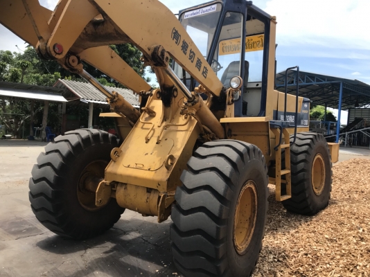 ขายรถตักล้อยาง