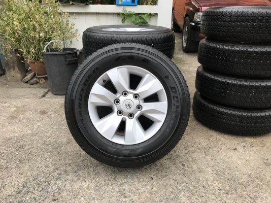 ล้อรีโว้ขอบ 17 พร้อมยาง ปี 15