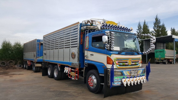 ขายรถพ่วงดั้มพืชไร่ 344 แรง อู่เบิ้มนครสวรรค์ ใส่ของได้31ตัน แต่งสวยพร้อมใช้งาน ขายรถพ่วงดั้มพืชไร่ 344 แรง อู่เบิ้มนครสวรรค์ ใส่ของได้31ตัน แต่งสวยพร้อมใช้งาน