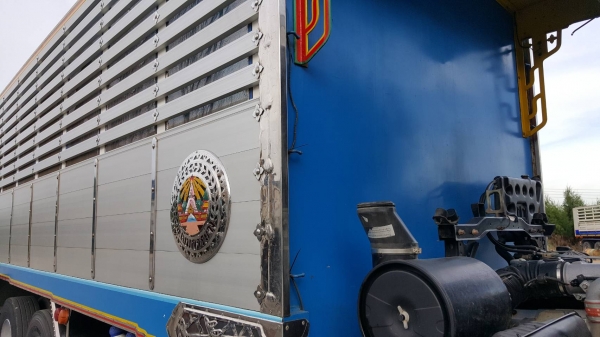 ขายรถพ่วงดั้มพืชไร่ 344 แรง อู่เบิ้มนครสวรรค์ ใส่ของได้31ตัน แต่งสวยพร้อมใช้งาน ขายรถพ่วงดั้มพืชไร่ 344 แรง อู่เบิ้มนครสวรรค์ ใส่ของได้31ตัน แต่งสวยพร้อมใช้งาน