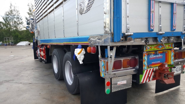 ขายรถพ่วงดั้มพืชไร่ 344 แรง อู่เบิ้มนครสวรรค์ ใส่ของได้31ตัน แต่งสวยพร้อมใช้งาน ขายรถพ่วงดั้มพืชไร่ 344 แรง อู่เบิ้มนครสวรรค์ ใส่ของได้31ตัน แต่งสวยพร้อมใช้งาน