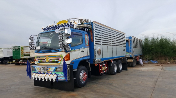 ขายรถพ่วงดั้มพืชไร่ 344 แรง อู่เบิ้มนครสวรรค์ ใส่ของได้31ตัน แต่งสวยพร้อมใช้งาน ขายรถพ่วงดั้มพืชไร่ 344 แรง อู่เบิ้มนครสวรรค์ ใส่ของได้31ตัน แต่งสวยพร้อมใช้งาน