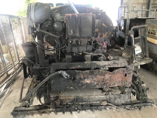 รถสเปร์ยาง ถังจุ3000ลิตร รถ6ล้อIsuzu ELF พร้อมใช้งาน