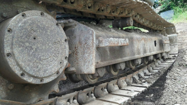 มี VDO ให้ชม.รถแบคโฮ KOBELCO SK115SR เอกสารอินวอย ราคา 680000