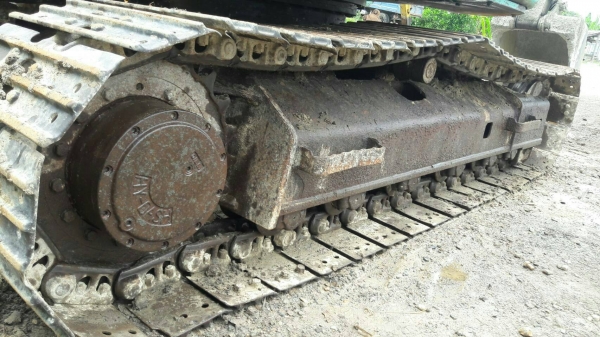 มี VDO ให้ชม.รถแบคโฮ KOBELCO SK115SR เอกสารอินวอย ราคา 680000