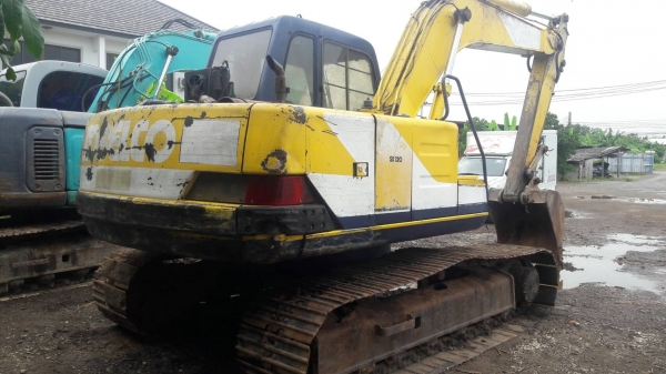 มี VDO ให้ชม.รถแบคโฮ KOBELCO SK100-/// เอกสารอินวอย ระบบไฟเต็ม ราคา 580000