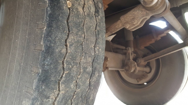 ขาย หางเทนเลอร์ 3 เพลา บรรทุกน้ำมัน 40,000 ลิตร 7 ช่อง โหลดล่าง อู่ CKC ปี 55 ช่วงล่างมีถุงลมยกล้อได้ เป็นถังเหล็ก เล่มทะเบียนและใบพลังงานครบ ขาย หางเทนเลอร์ 3 เพลา บรรทุกน้ำมัน 40,000 ลิตร 7 ช่อง โหลดล่าง อู่ CKC ปี 55 ช่วงล่างมีถุงลมยกล้อได้ เป็นถังเหล็ก เล่มทะเบียนและใบพลังงานครบ