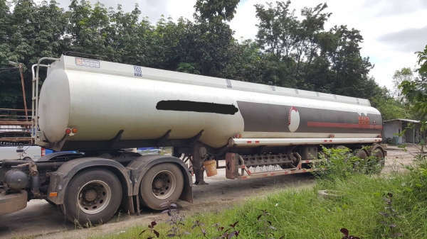 ขาย หางเทนเลอร์ 3 เพลา บรรทุกน้ำมัน 40,000 ลิตร 7 ช่อง โหลดล่าง อู่ CKC ปี 55 ช่วงล่างมีถุงลมยกล้อได้ เป็นถังเหล็ก เล่มทะเบียนและใบพลังงานครบ ขาย หางเทนเลอร์ 3 เพลา บรรทุกน้ำมัน 40,000 ลิตร 7 ช่อง โหลดล่าง อู่ CKC ปี 55 ช่วงล่างมีถุงลมยกล้อได้ เป็นถังเหล็ก เล่มทะเบียนและใบพลังงานครบ