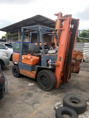 อาร์ ซี เอช โฟรคลิฟท์ ขาย โตโยต้า รุ่น 5 ดีเซล 3 ตัน เสา 3 เมตร