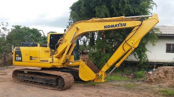 ขาย 1,540,000 KOMATSU pc 130-8 เอกสารเล่มทะเบียน พร้อมลายหัวเจาะจากบริษัท  รถทำงาน 8,000 ชม. ไฟฟ้าครบ เครื่องดี ปั๊มแรง ช่วงล่างสวย เอวแน่น แอร์หนาว รถสวยพร้อมใช้เอกสารพร้อมโอน ซื้อสดก้อได้ จัดแนนซ์ก้อได้ #ยอดจัดขึ้นอยู่กับเครดิตผู้ซื้อ  8-9 แสน  รถอยู่ น