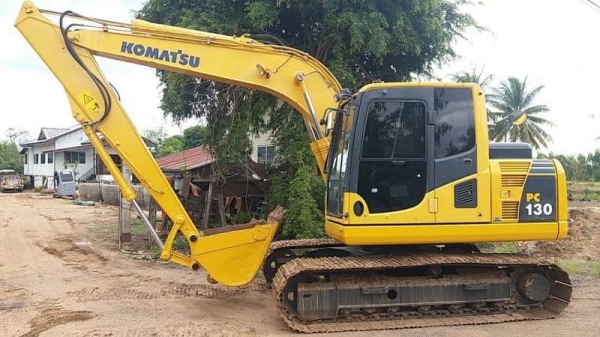 ขาย 1,540,000 KOMATSU pc 130-8 เอกสารเล่มทะเบียน พร้อมลายหัวเจาะจากบริษัท  รถทำงาน 8,000 ชม. ไฟฟ้าครบ เครื่องดี ปั๊มแรง ช่วงล่างสวย เอวแน่น แอร์หนาว รถสวยพร้อมใช้เอกสารพร้อมโอน ซื้อสดก้อได้ จัดแนนซ์ก้อได้ #ยอดจัดขึ้นอยู่กับเครดิตผู้ซื้อ  8-9 แสน  รถอยู่ น