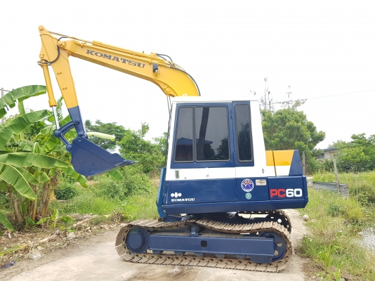 ขายKOMATSU PC60-5