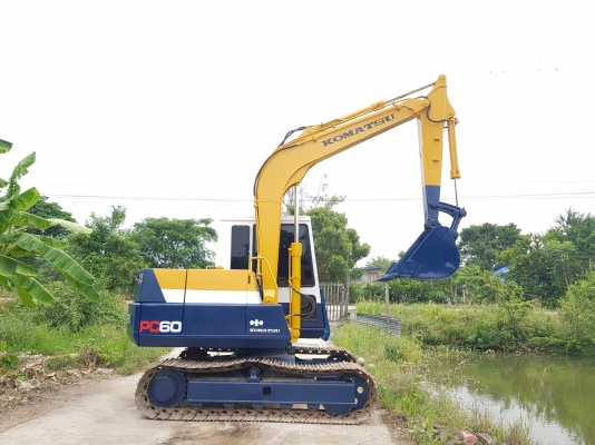 ขายKOMATSU PC60-5