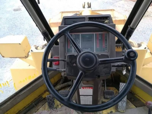 เปิดจองครับ KOMATSU WA200-1 นำเข้าจากญี่ปุ่น โทร.090-986-2521 อ๊อบ