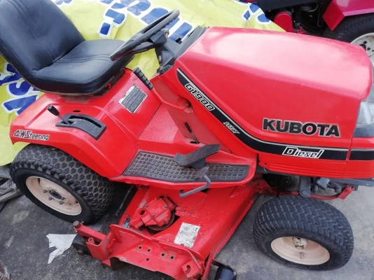 ขายรถตัดหญ้านั่งขับ เก่า ญี่ปุ่น  0835662999