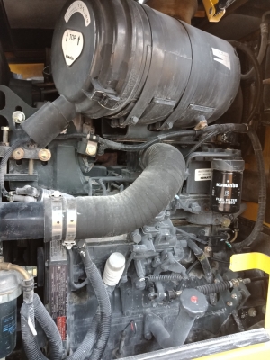 มาใหม่ครับ KOMATSU WA100-5 นำเข้าจากญี่ปุ่น โทร.090-986-2521 อ๊อบ