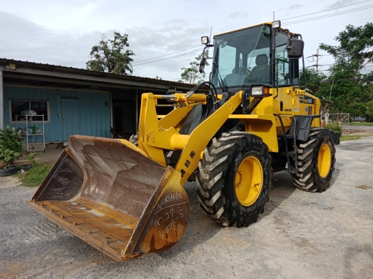 มาใหม่ครับ KOMATSU WA100-5 นำเข้าจากญี่ปุ่น โทร.090-986-2521 อ๊อบ