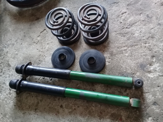 โช้คหลัง e30