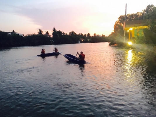 ขายหรือให้เช่าดำเนินกิจการต่อ ที่ดินพร้อมสิ่งปลูกสร้าง รีสอร์ท ริมน้ำ อัมพวา ขายหรือให้เช่าดำเนินกิจการต่อ ที่ดินพร้อมสิ่งปลูกสร้าง รีสอร์ท ริมน้ำ อัมพวา