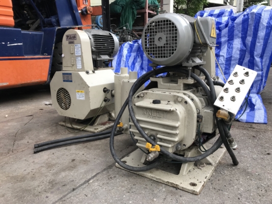 ขายรูทโบลเวอร์อัดอากาศ ANLET made in Japan พร้อมมอเตอร์ Hitachi 3HP. 220V 3เฟส สภาพสวยมาก พร้อมใช้งาน มี 2ชุดครับ