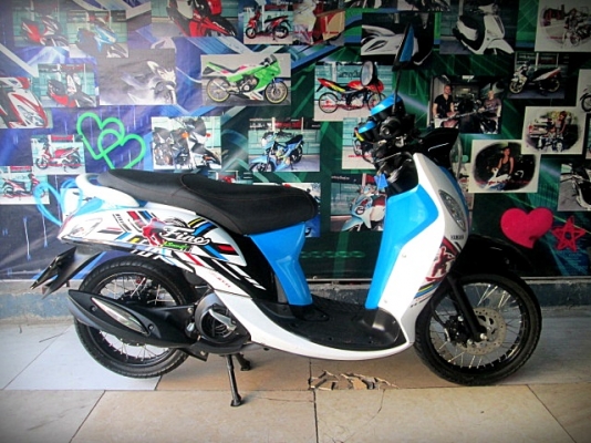 FINO i sport สีฟ้าขาว รถสวย เครื่องดี ฟรีโอน 27900 FINO i sport สีฟ้าขาว รถสวย เครื่องดี ฟรีโอน 27900