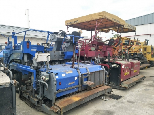 **Asphalt Finisher**  รถปูยางมือสอง Sumitomo &amp; Vogele ราคาดีๆ โทร. 092-929-9942 ธีรเทพครับ