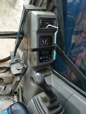 มี VDO ให้ชม.KOBELCO SK200-6 YN09 เอกสารเล่ม ราคา 800000