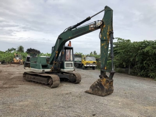 ขาย 275,000 บาท KOMATSU PC120 รุ่น 3 เครื่องเดิม แรงดี โช่ใหม่  เอวแน่น ช่วงล่างเต็มสวย เอกสารชื้อขาย  รถอยู่  นครปฐม โทร 0610710295  สนใจ รายการสินค้า อื่นๆ ที่ เว็ปไชค์ Truck2Hand https://www.truck2hand.com/index.php?actions=content/search&amp;member_id