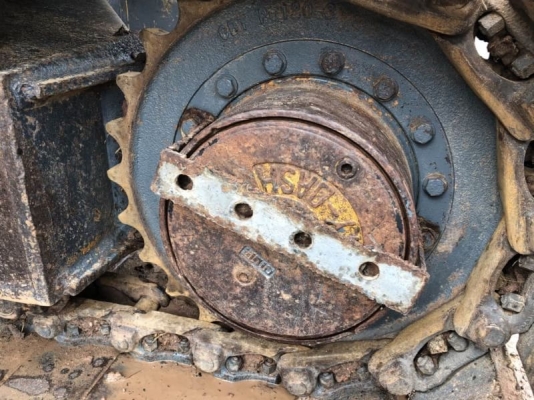 ขาย 275,000 บาท KOMATSU PC120 รุ่น 3 เครื่องเดิม แรงดี โช่ใหม่  เอวแน่น ช่วงล่างเต็มสวย เอกสารชื้อขาย  รถอยู่  นครปฐม โทร 0610710295  สนใจ รายการสินค้า อื่นๆ ที่ เว็ปไชค์ Truck2Hand https://www.truck2hand.com/index.php?actions=content/search&amp;member_id