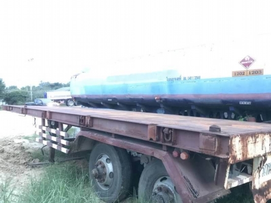 เหลือ 4 หาง ขายพื้นเรียบและ หางก้างปลา 2 เพลา 7 หาง หางละ 95,000 บาท   1 หาง 95,000 พื้นเรียบ 2 เพลา ยาว 8.5 เมตร เอกสารเล่มทะเบียน ม.79  3 หางละ 75,000 ก้างปลา 2 เพลา ยาว 7.5 เมตร (ไม่มีเล่มเล่มทะเบียน)  รถอยู่  นครปฐม โทร 0610710295  สนใจ รายการสินค้า อ