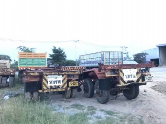 เหลือ 4 หาง ขายพื้นเรียบและ หางก้างปลา 2 เพลา 7 หาง หางละ 95,000 บาท   1 หาง 95,000 พื้นเรียบ 2 เพลา ยาว 8.5 เมตร เอกสารเล่มทะเบียน ม.79  3 หางละ 75,000 ก้างปลา 2 เพลา ยาว 7.5 เมตร (ไม่มีเล่มเล่มทะเบียน)  รถอยู่  นครปฐม โทร 0610710295  สนใจ รายการสินค้า อ