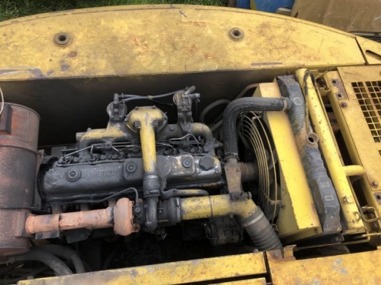 ขาย 475,000 บาท KOBELCO SK200 MARK 3 ไฟฟ้าครบ เก๋งเทา เครื่อง 6D31-Turbo แรงดี ปั่มแรง โช่หนา เอวแน่น เอกสารอินวอยท์.  รถอยู่ อุดรธานี โทร 0610710295  สนใจ รายการสินค้า อื่นๆ ที่ เว็ปไชค์ Truck2Hand https://www.truck2hand.com/index.php?actions=content/sea