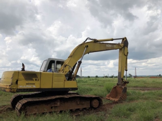 ขาย 475,000 บาท KOBELCO SK200 MARK 3 ไฟฟ้าครบ เก๋งเทา เครื่อง 6D31-Turbo แรงดี ปั่มแรง โช่หนา เอวแน่น เอกสารอินวอยท์.  รถอยู่ อุดรธานี โทร 0610710295  สนใจ รายการสินค้า อื่นๆ ที่ เว็ปไชค์ Truck2Hand https://www.truck2hand.com/index.php?actions=content/sea